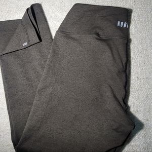 NOBULL MID-RISE CROP (PLUSH HEATHER)